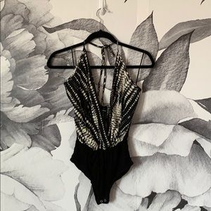 Super cute black and cream Windsor bodysuit